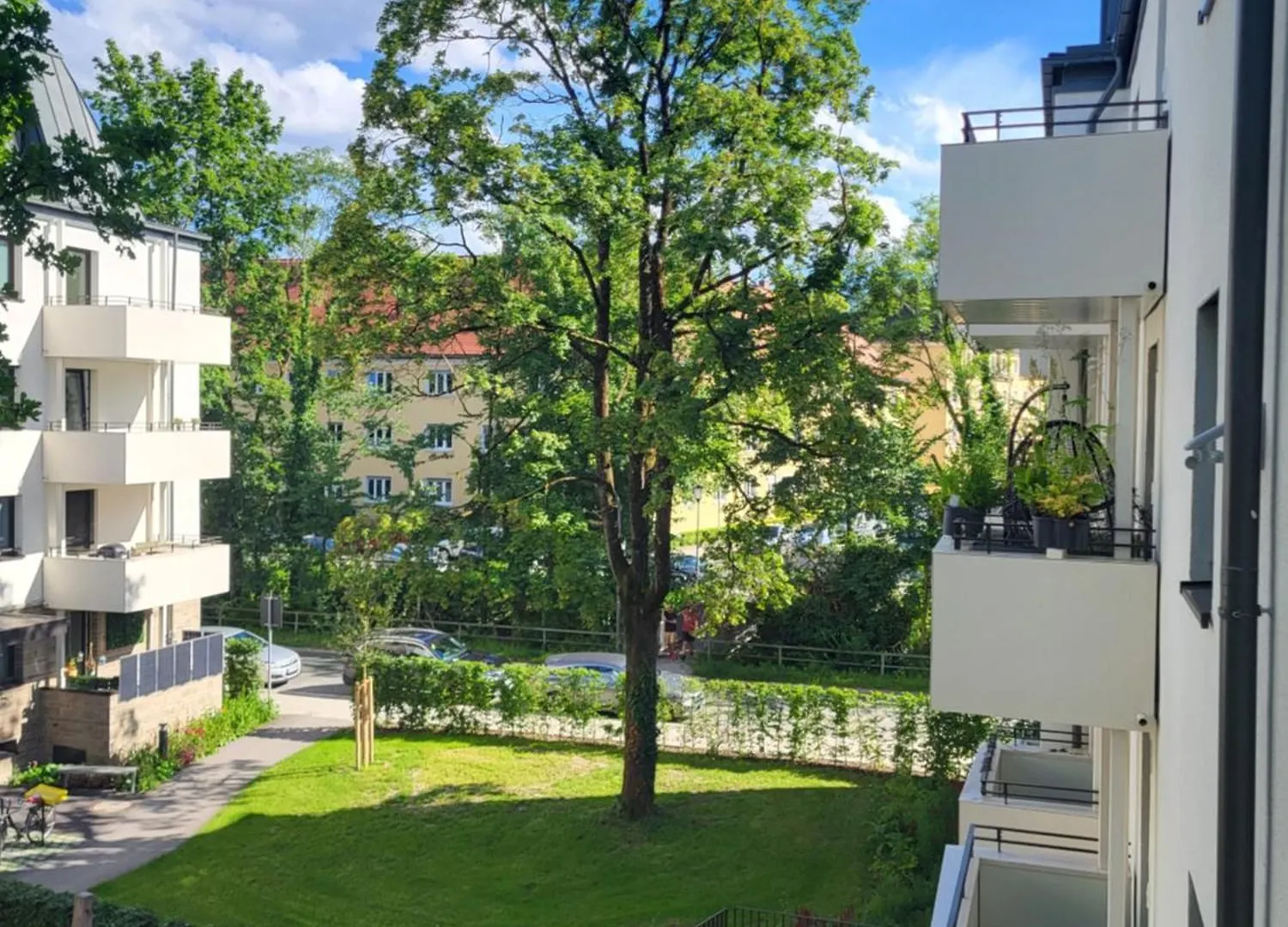 Apartment Citysuite Englischer Garten 2 Zimmer Wohnung Ruhig & Privat Parking Munich Germany