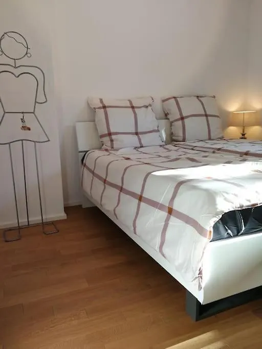 Citysuite Englischer Garten 2 Zimmer Wohnung Ruhig & Privat Parking Munich 0*,  Germany