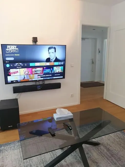 Citysuite Englischer Garten 2 Zimmer Wohnung Ruhig & Privat Parking Munich Apartment